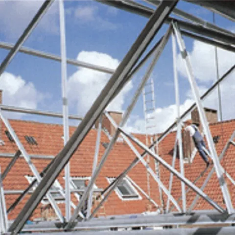 Overdækning af gård på Tjørnegårdsskolen, 1993